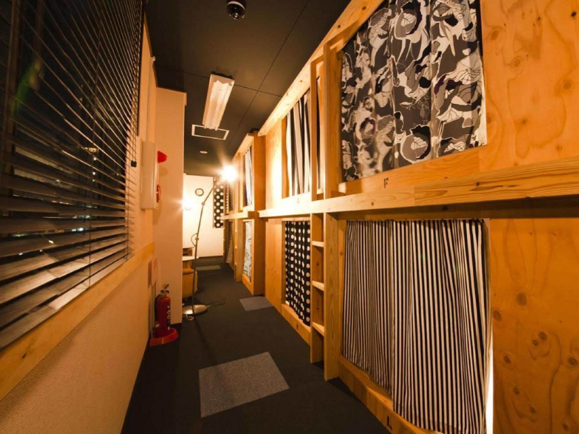 Hakata Gofukumachi Hostel Takataniya Fukuoka  Zewnętrze zdjęcie