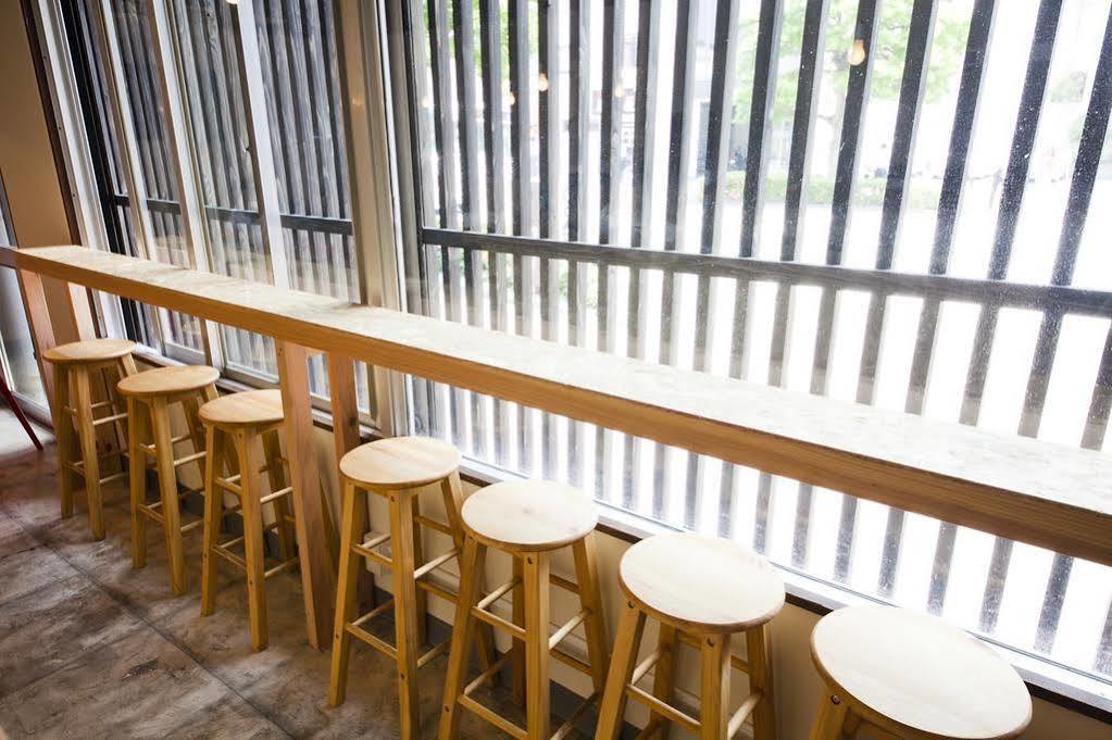 Hakata Gofukumachi Hostel Takataniya Fukuoka  Zewnętrze zdjęcie